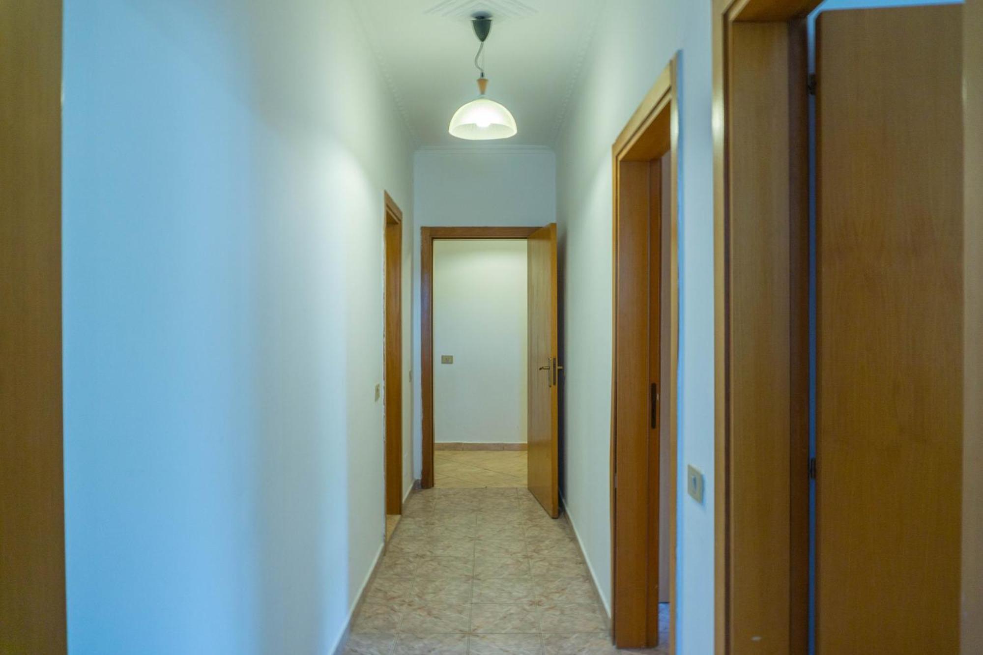 Bllok Bright Private Bedrooms With Private Bathroom On Shared Apartment Tirana Bagian luar foto