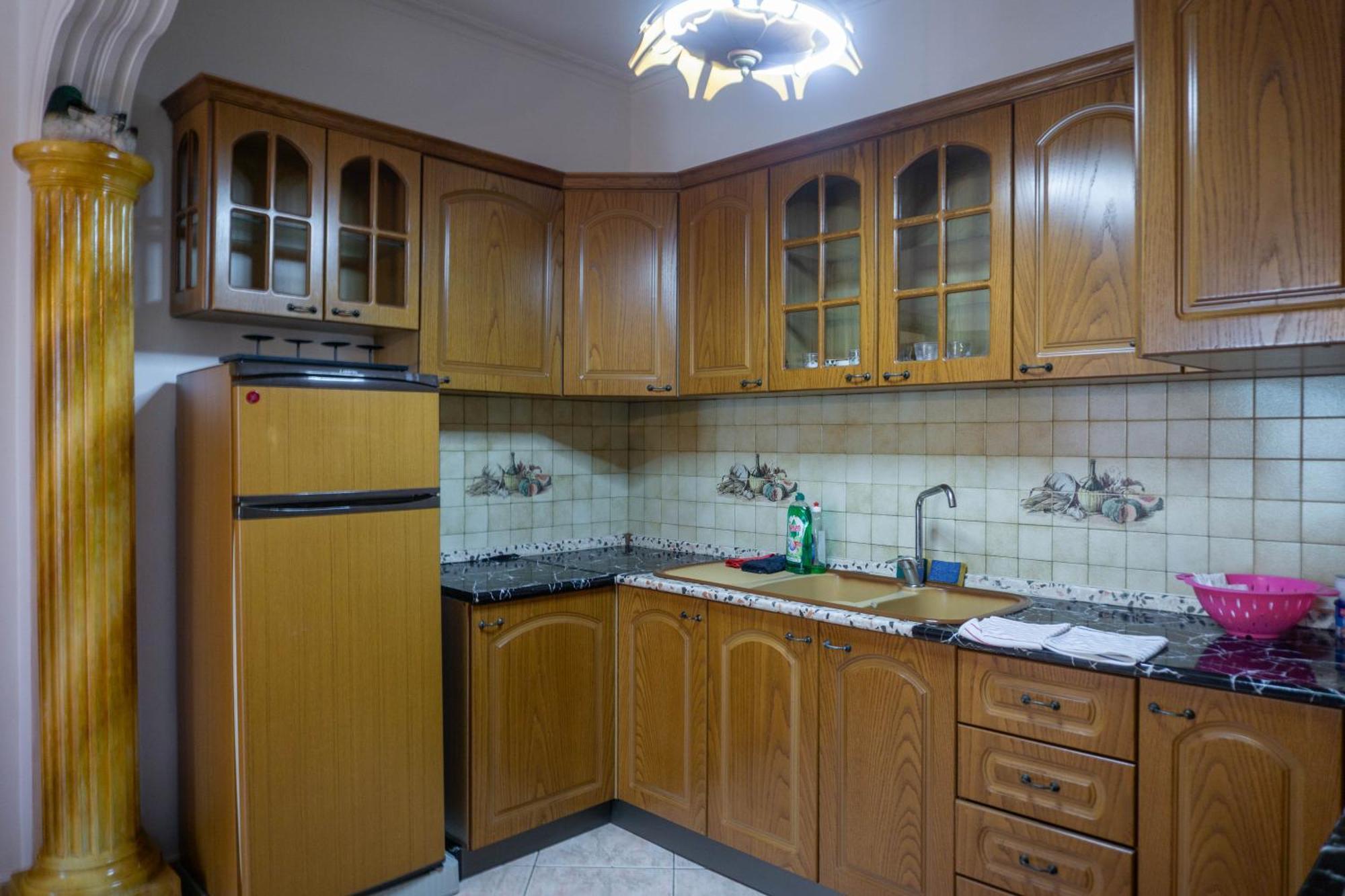 Bllok Bright Private Bedrooms With Private Bathroom On Shared Apartment Tirana Bagian luar foto